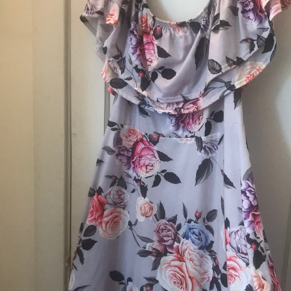 Boohoo Floral Plus Size Off the Shoulder Dress
